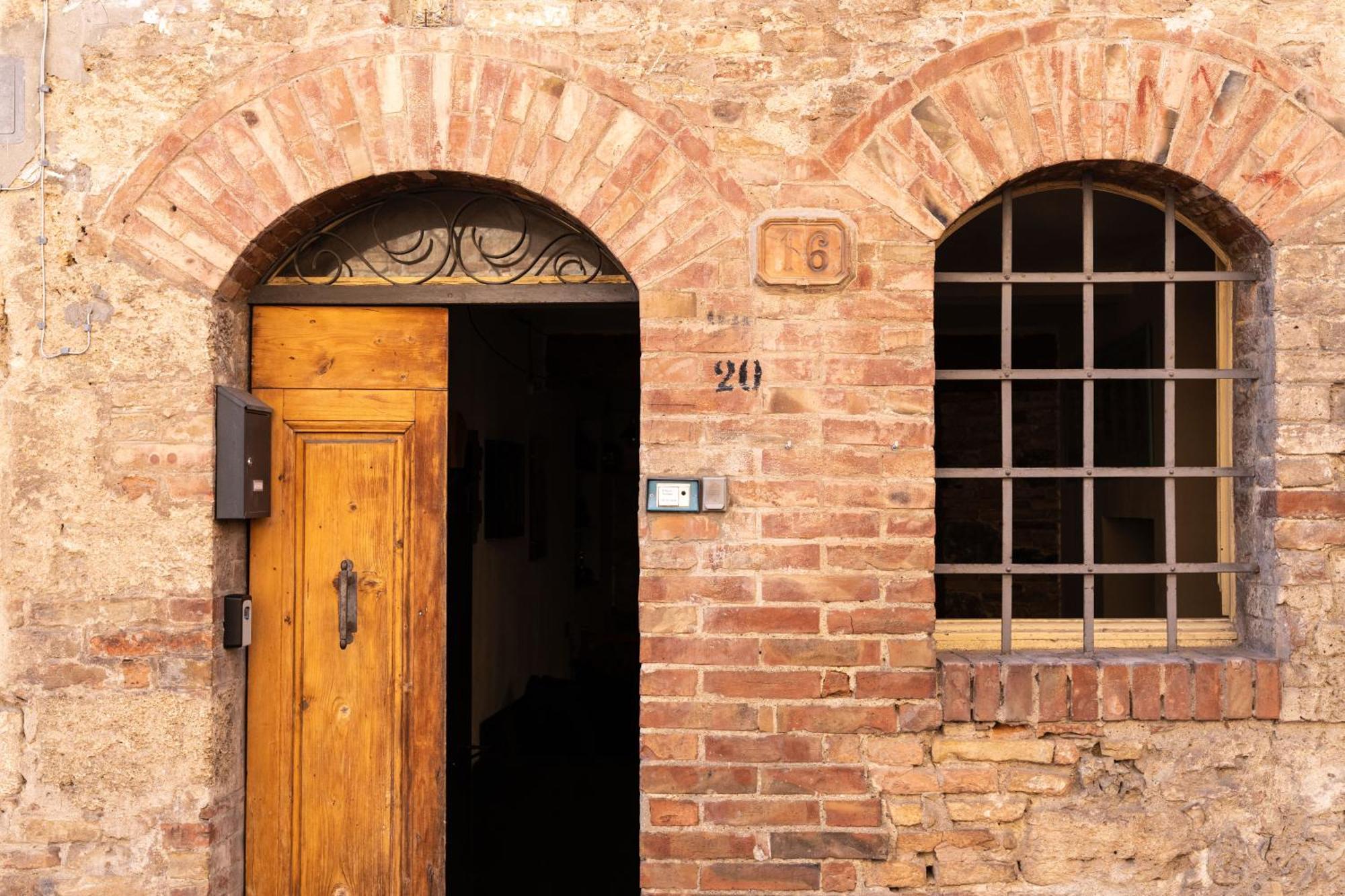 La Nicchia Leilighet San Gimignano Eksteriør bilde